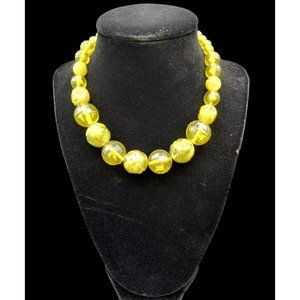 Graduating Plastic Multi Green Plastic Beaded Jewelry Necklace 16' Vintage Hook